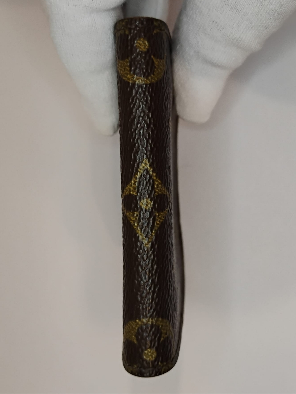 EUC Louis Vuitton Coin Pouch - Classic Monogram w/LV Box - Picture 7 of 14
